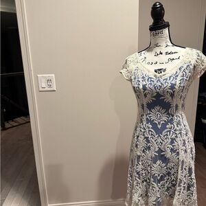 Nanette Lepore White and Cream Sheath Dress with Cap Sleeves